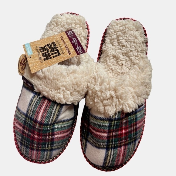 Muk Luks Women’s Size Medium (7-8) Plaid Slippers closed toe NWT - Picture 5 of 8